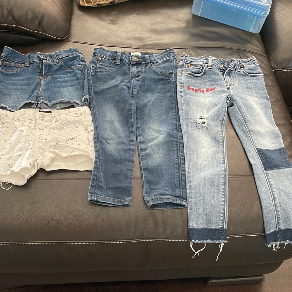 Hudson Girl’s Jean Clothing Lot size 4 Toddler